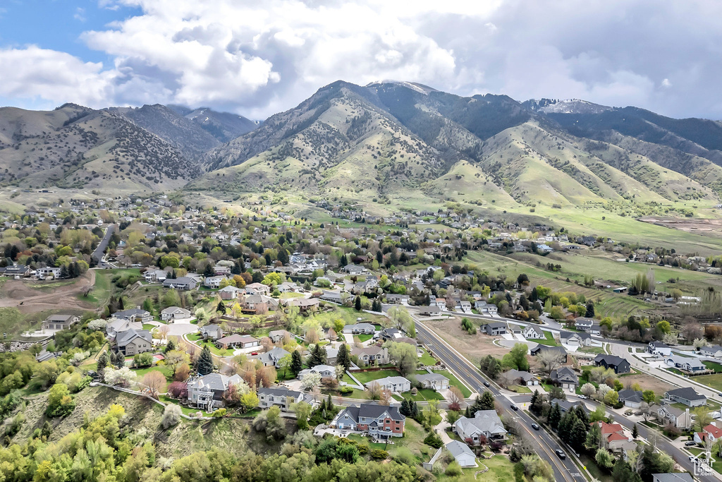 View of mountain feature with a residential view