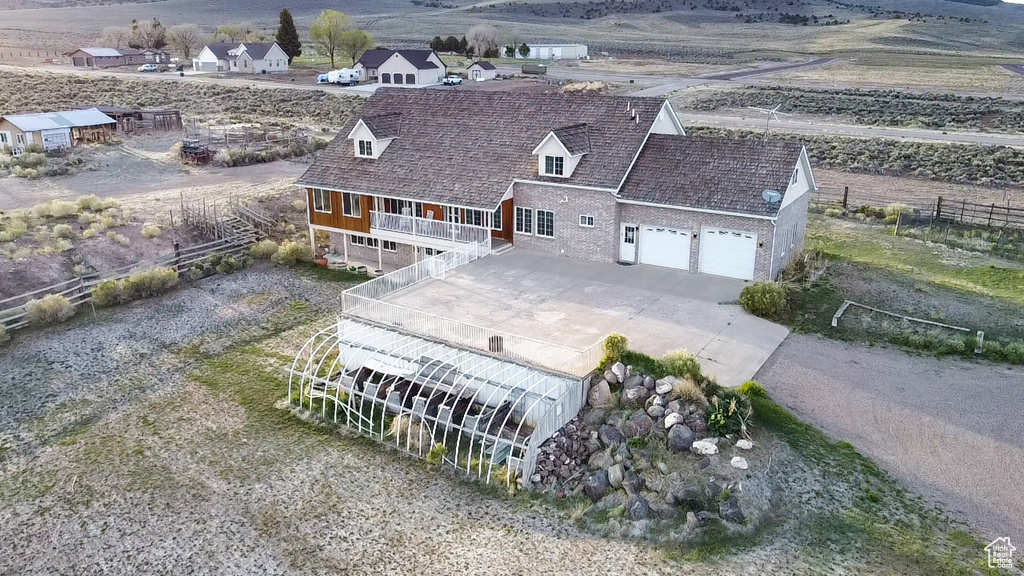 Aerial view of property and surrounding area