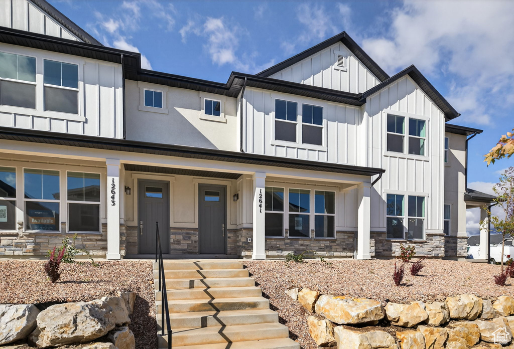 Photo 23 for MLS #2064943 at 12643 S High View Ln #128