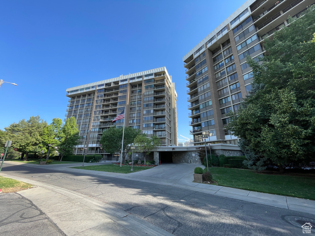 241 N VINE ST #1101E Salt Lake City, UT 84103