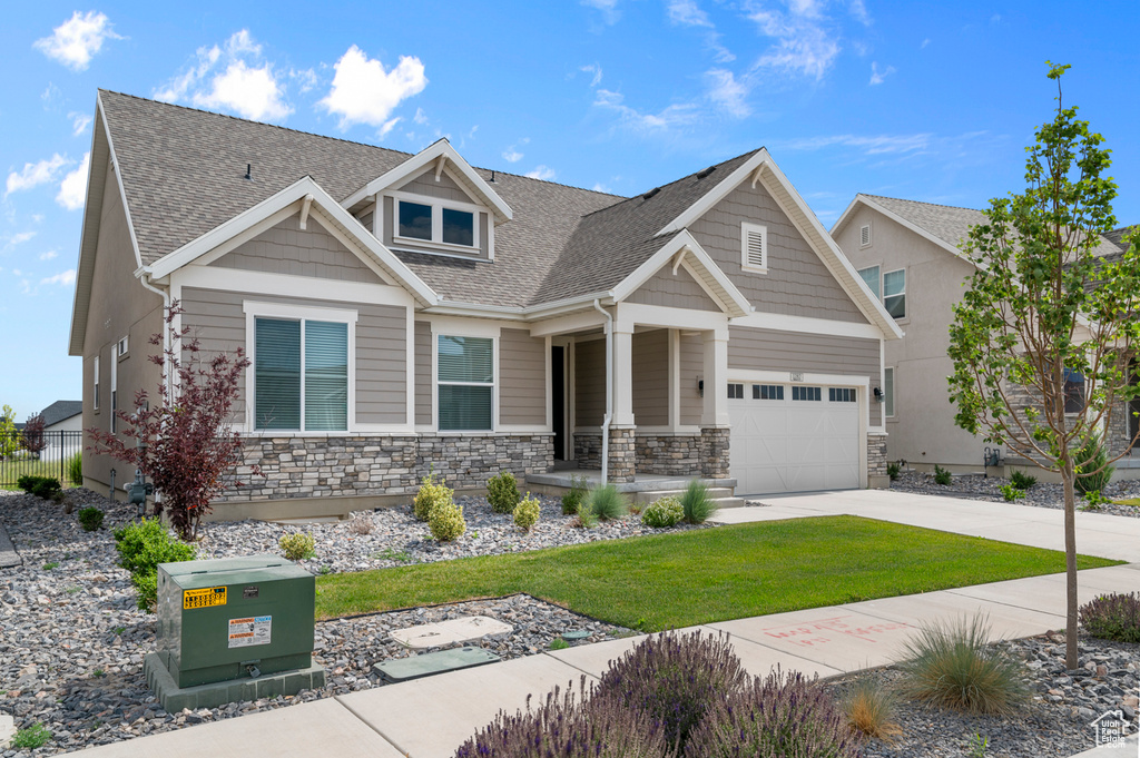 1282 E CLIPPER PEAKS Eagle Mountain, UT 84005