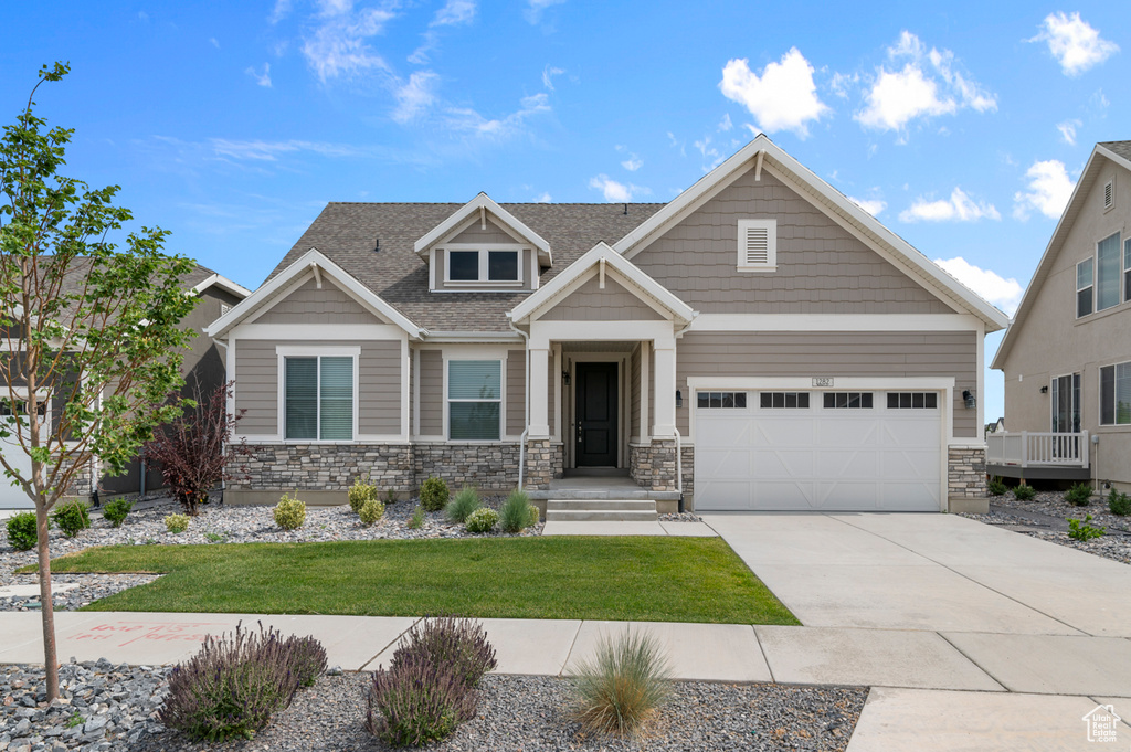 1282 E CLIPPER PEAKS Eagle Mountain, UT 84005