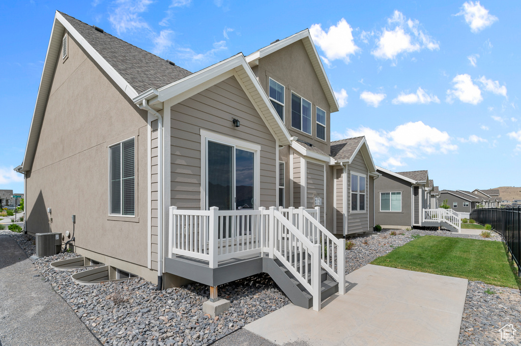 1282 E CLIPPER PEAKS Eagle Mountain, UT 84005