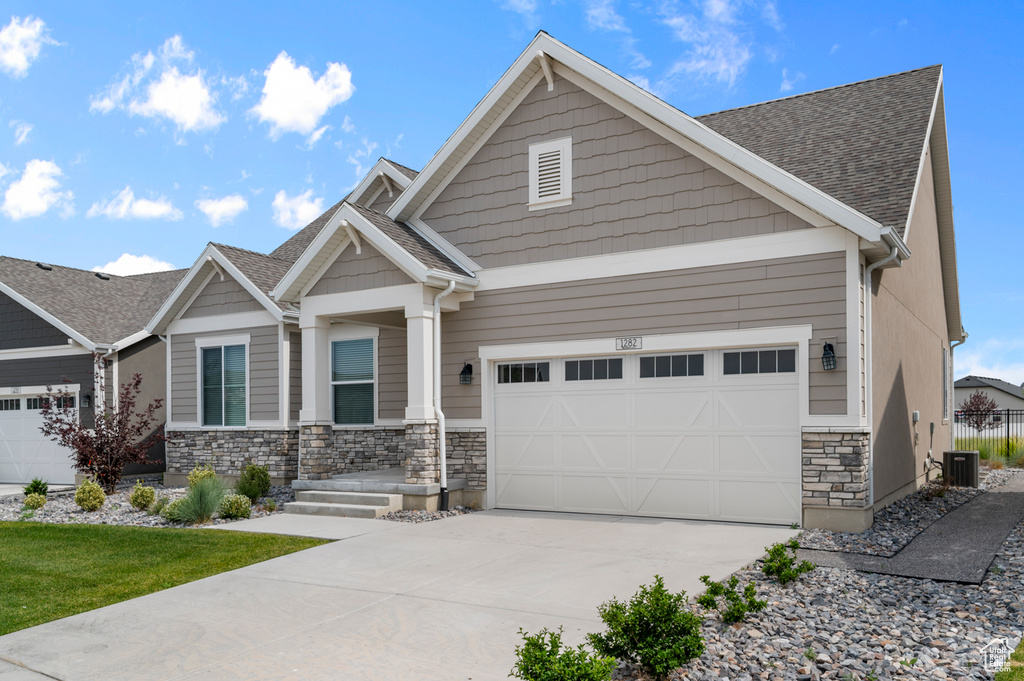 1282 E CLIPPER PEAKS Eagle Mountain, UT 84005