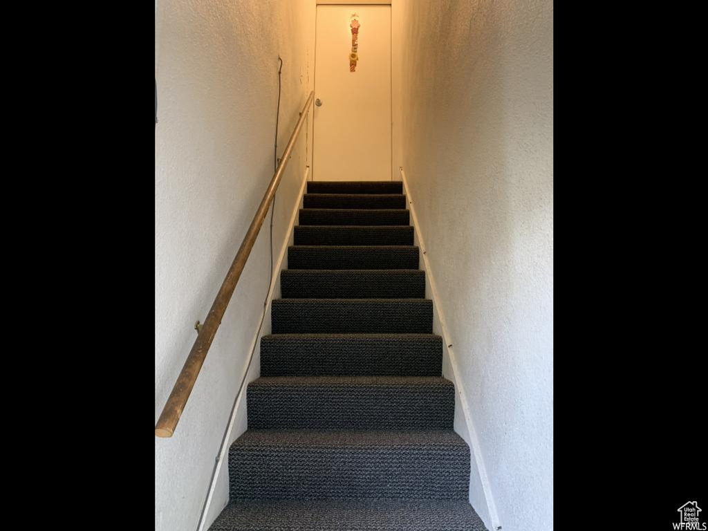 2424 S JACKSON AVE Ogden, UT 84401