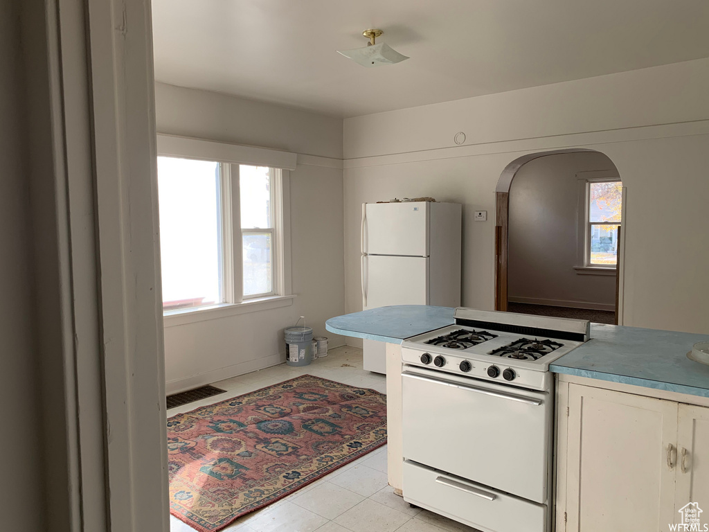 2424 S JACKSON AVE Ogden, UT 84401