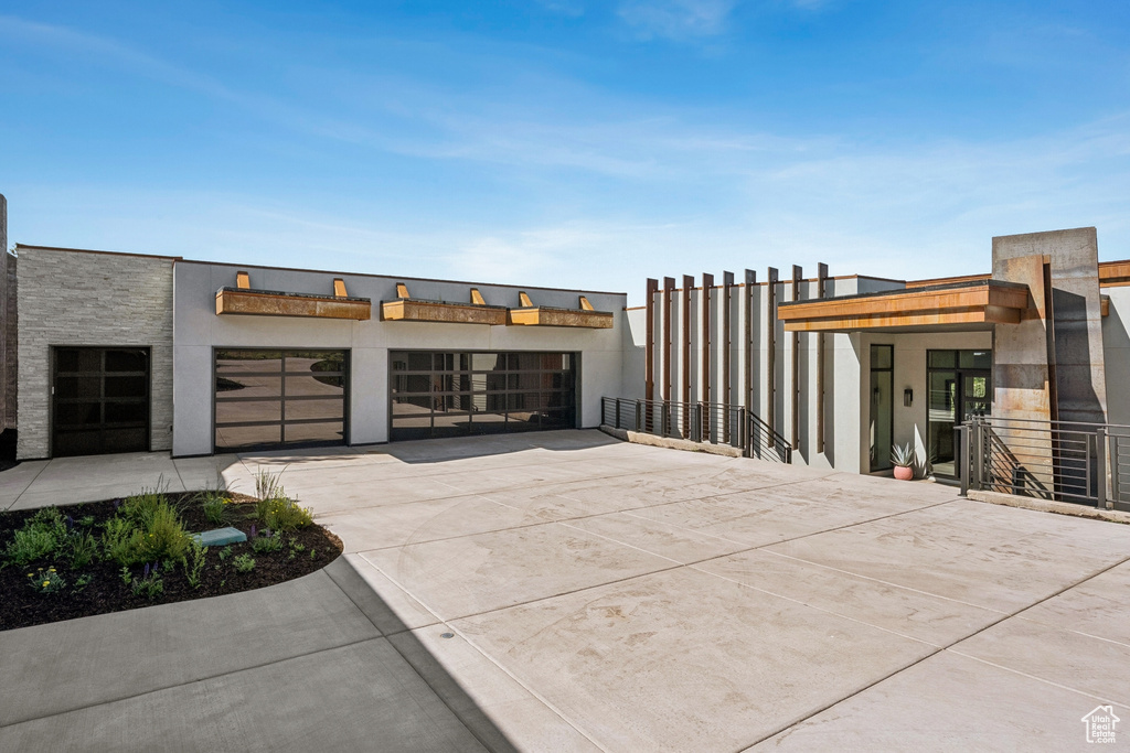 View of front of house featuring driveway