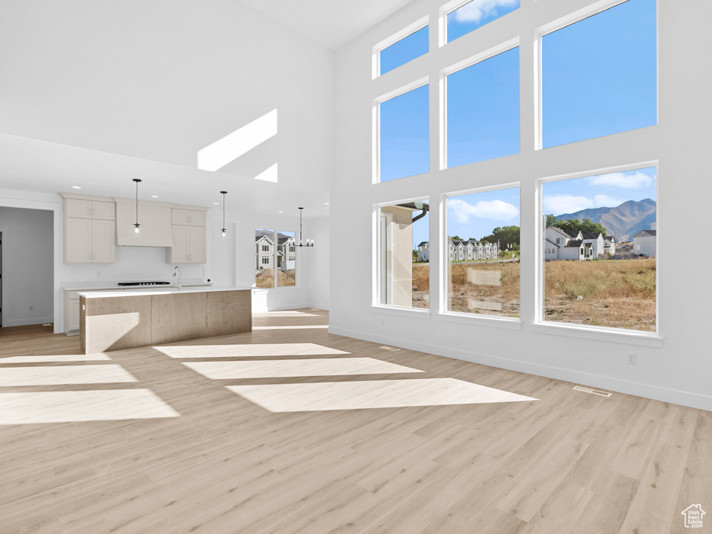 Photo 13 for MLS #2065285 at 1412 N 290 East #5