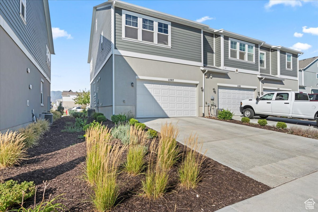11587 S PROSPERITY RD South Jordan, UT 84009