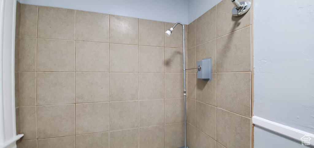 Photo 19 for MLS #2065347 at 215 S 300 East