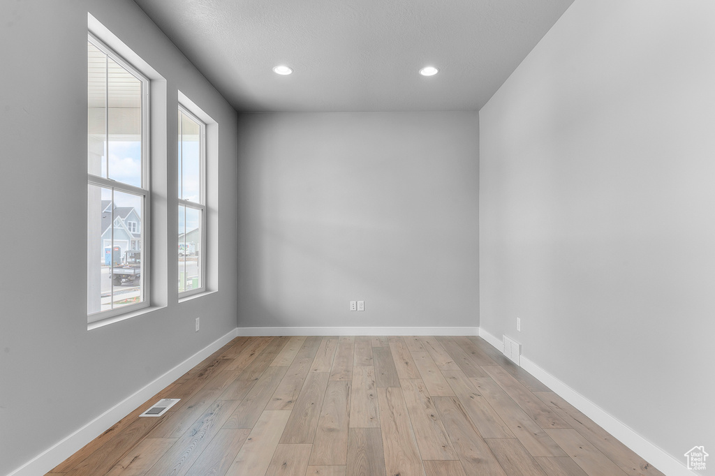 2024 S 2475 W West Haven, UT 84401