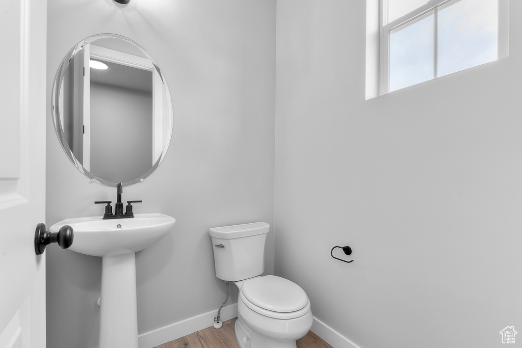2024 S 2475 W West Haven, UT 84401