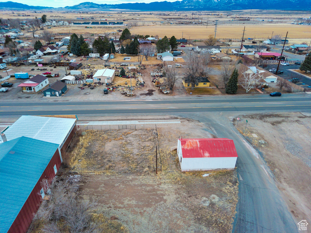 Bird's eye view with a mountain view
