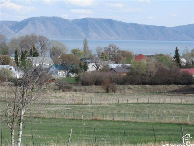 View of mountain feature featuring a rural view