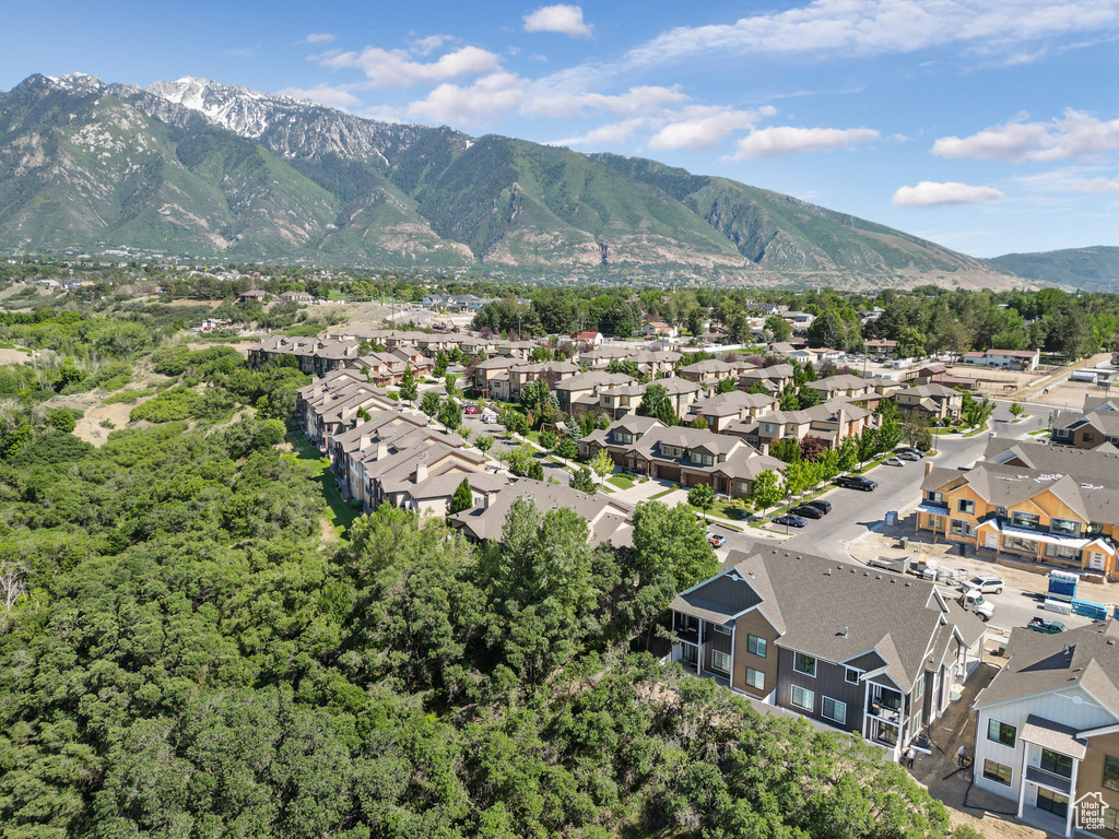 Aerial view featuring a residential view and a mountain view