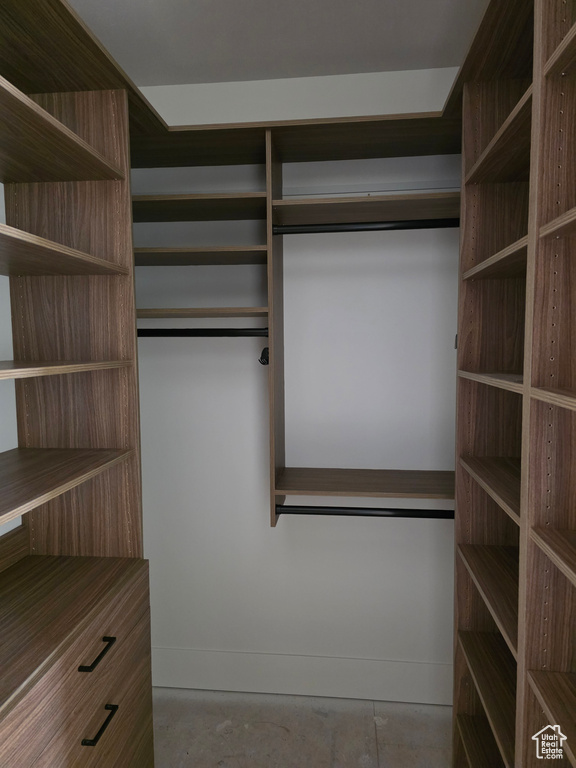 View of walk in closet
