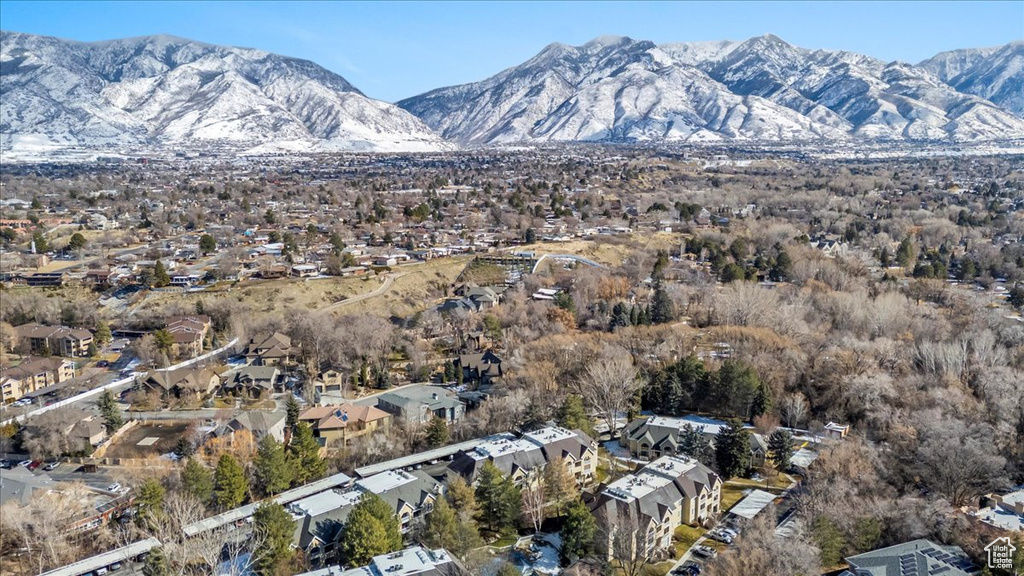 Aerial view with a residential view and a mountain view