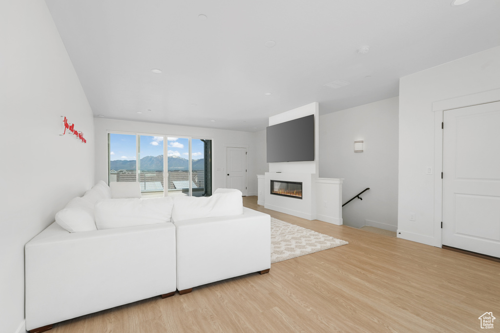 11054 S LAKE RUN RD South Jordan, UT 84009