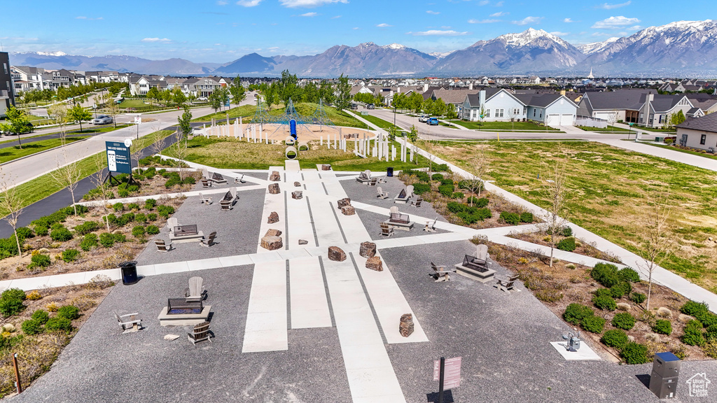 11054 S LAKE RUN RD South Jordan, UT 84009