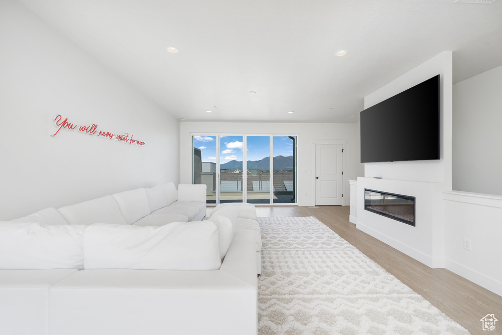 11054 S LAKE RUN RD South Jordan, UT 84009