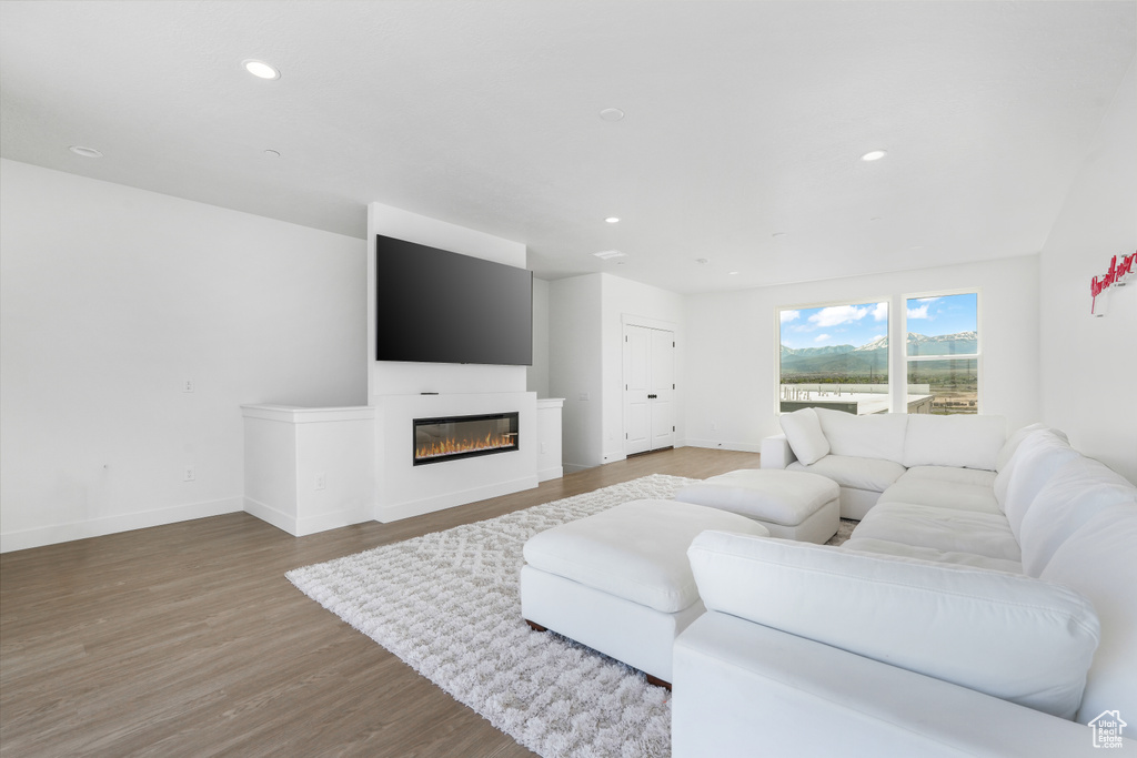 11054 S LAKE RUN RD South Jordan, UT 84009