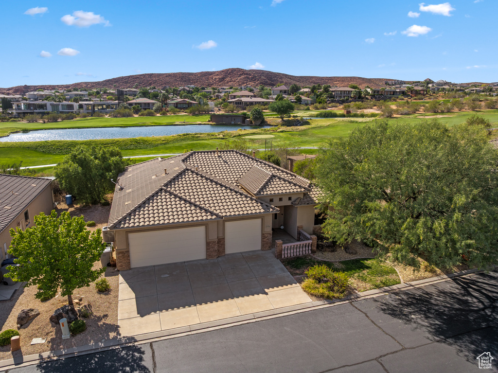 Photo 2 for MLS #2065919 at 1109 N Ventana Dr