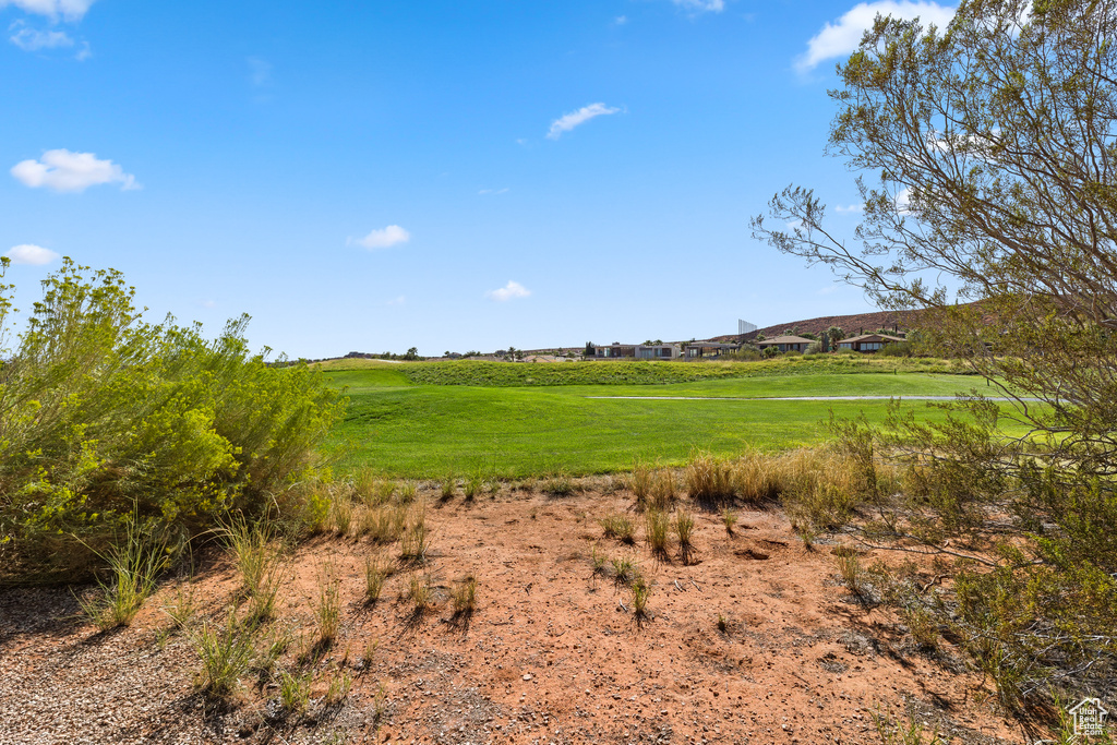 Photo 5 for MLS #2065919 at 1109 N Ventana Dr