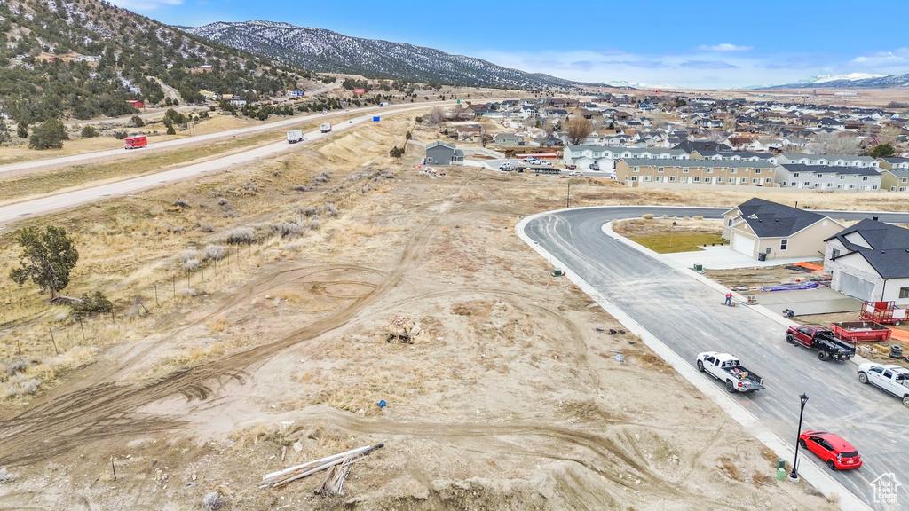 Bird\\\'s eye view with a residential view and a mountain view
