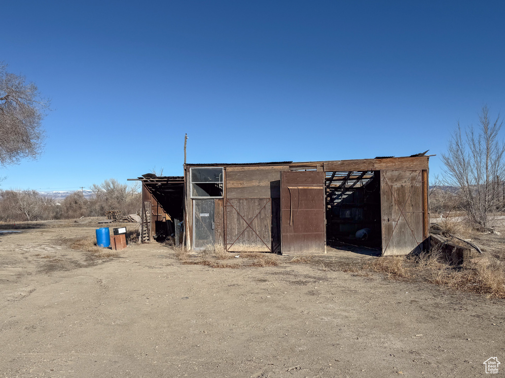 View of outdoor structure with an outdoor structure