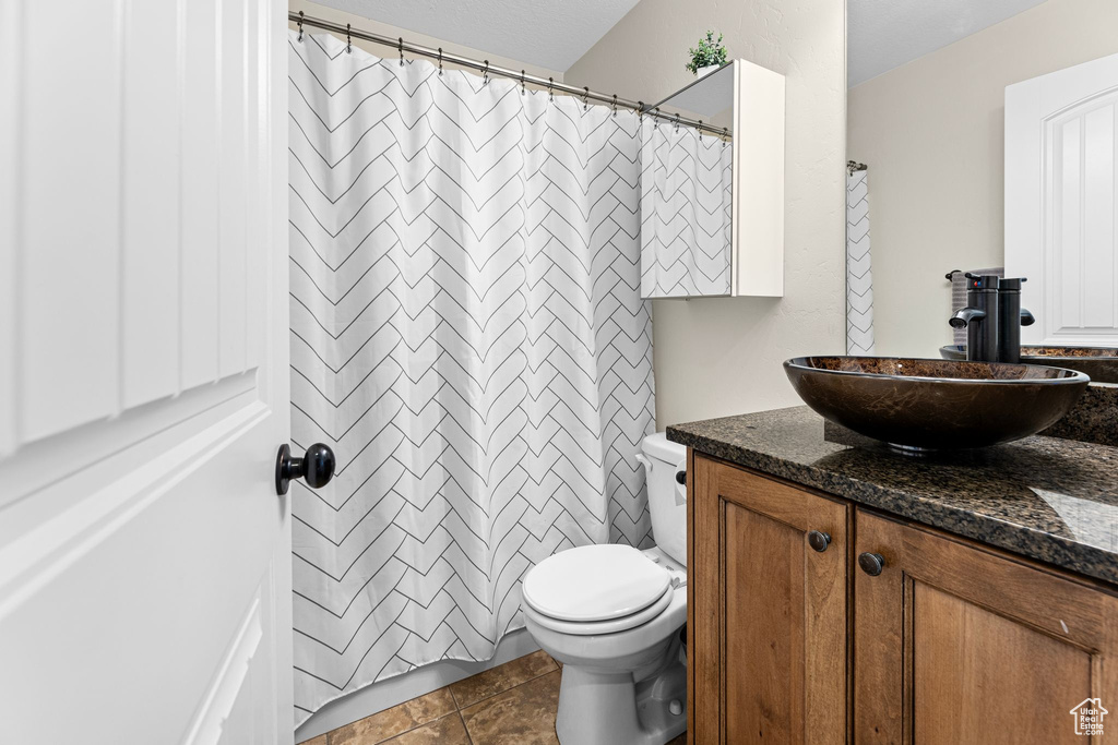 10426 S MILLERTON DR South Jordan, UT 84095