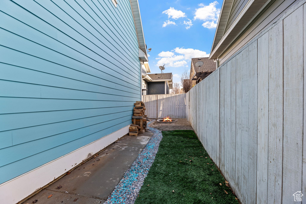 10426 S MILLERTON DR South Jordan, UT 84095