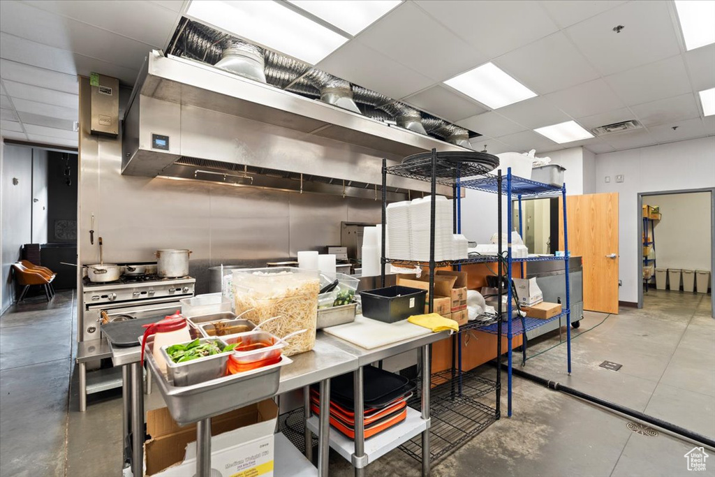 Storage room featuring visible vents