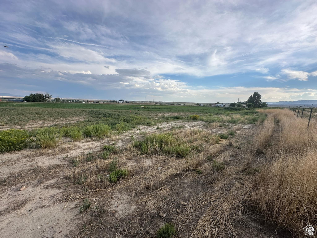 View of landscape featuring a rural view