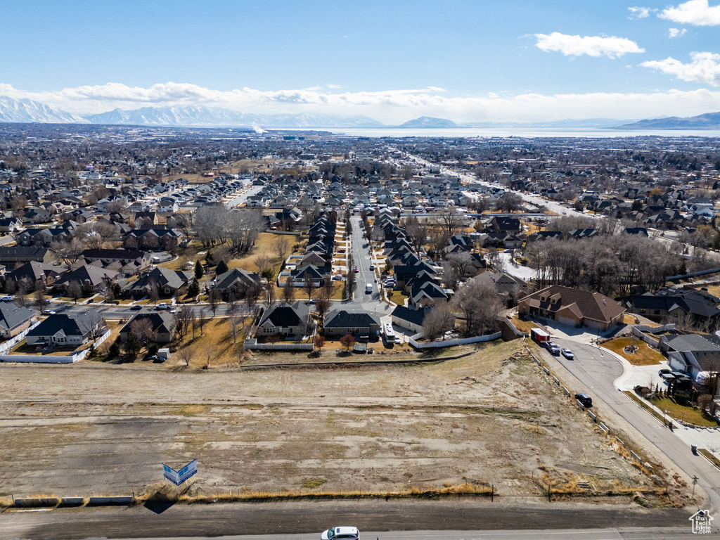 Aerial view with a residential view and a mountain view