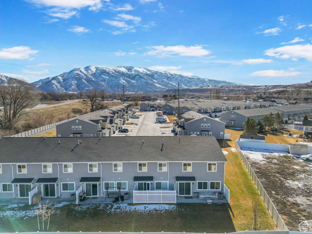 Aerial view with a residential view and a mountain view