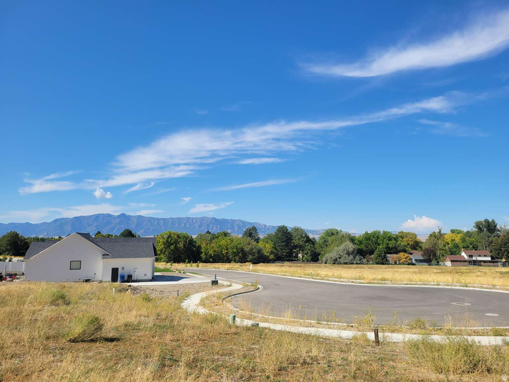 1586 N SHARPTAIL CIR Logan, UT 84341