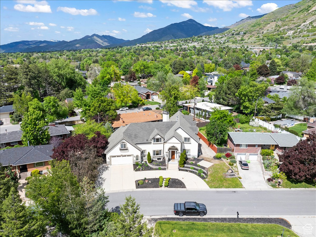 Aerial view with a mountain view and a residential view