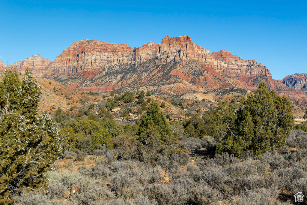 2566  ANASAZI WAY Springdale, UT 84767