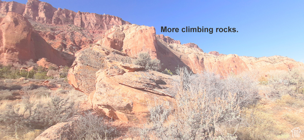 View of mountain feature