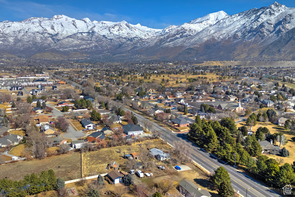 Birds eye view of property featuring a residential view and a mountain view