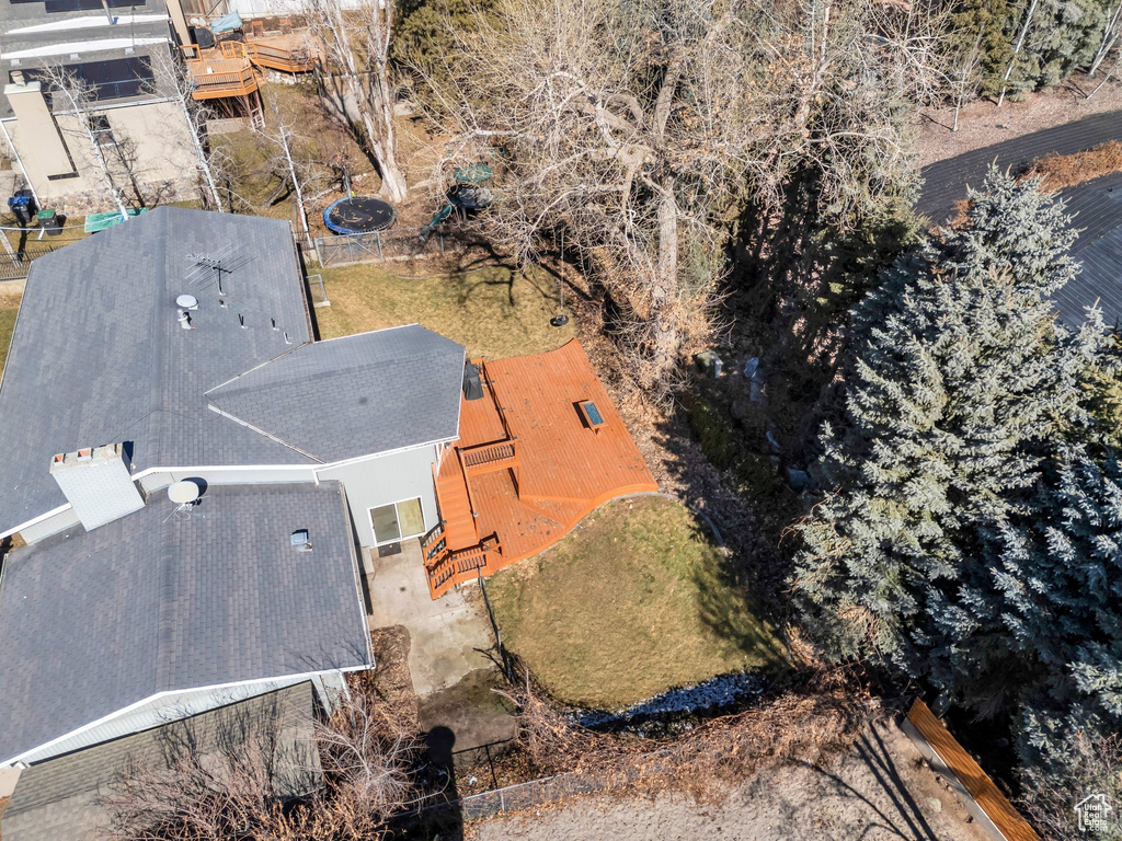 Birds eye view of property