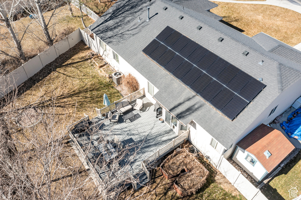 Birds eye view of property