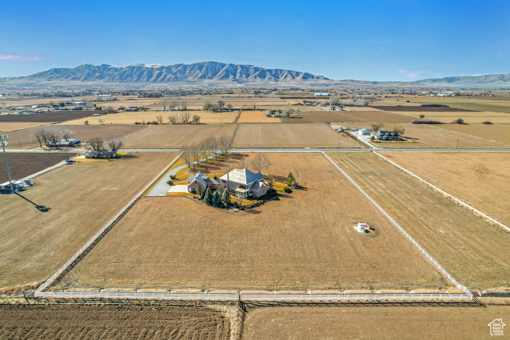 Bird\'s eye view with a mountain view and a rural view