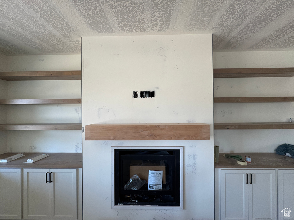 Detailed view of a textured ceiling