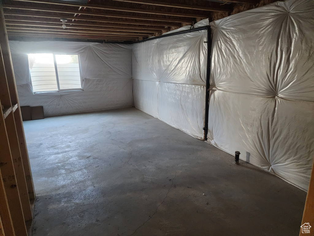 1656 S PREVEDEL DR West Haven, UT 84401