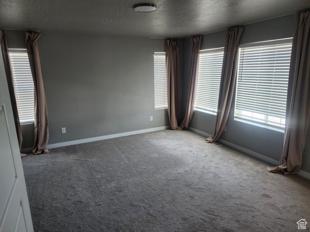 1656 S PREVEDEL DR West Haven, UT 84401