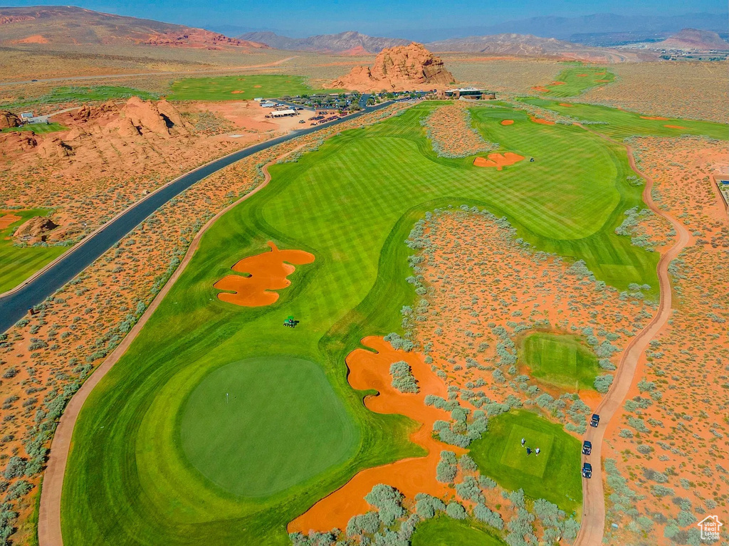 Birds eye view of property featuring a mountain view