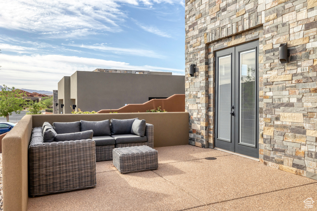 View of patio / terrace with outdoor lounge area