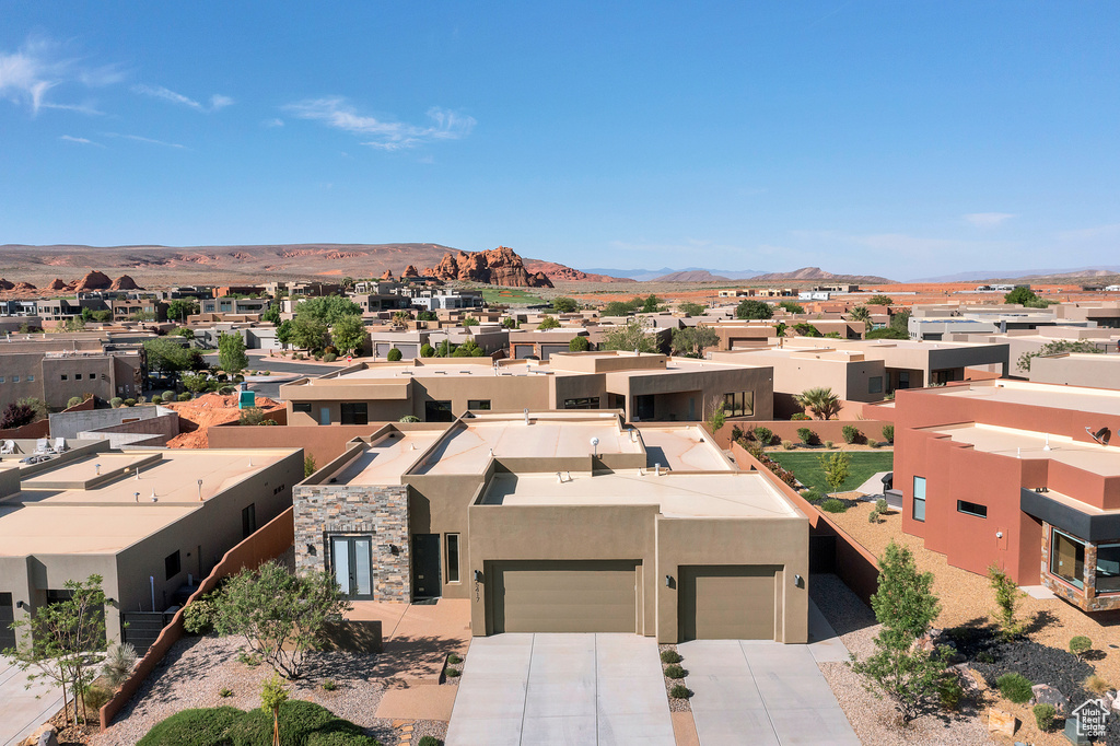Bird\\\'s eye view with a mountain view and a residential view