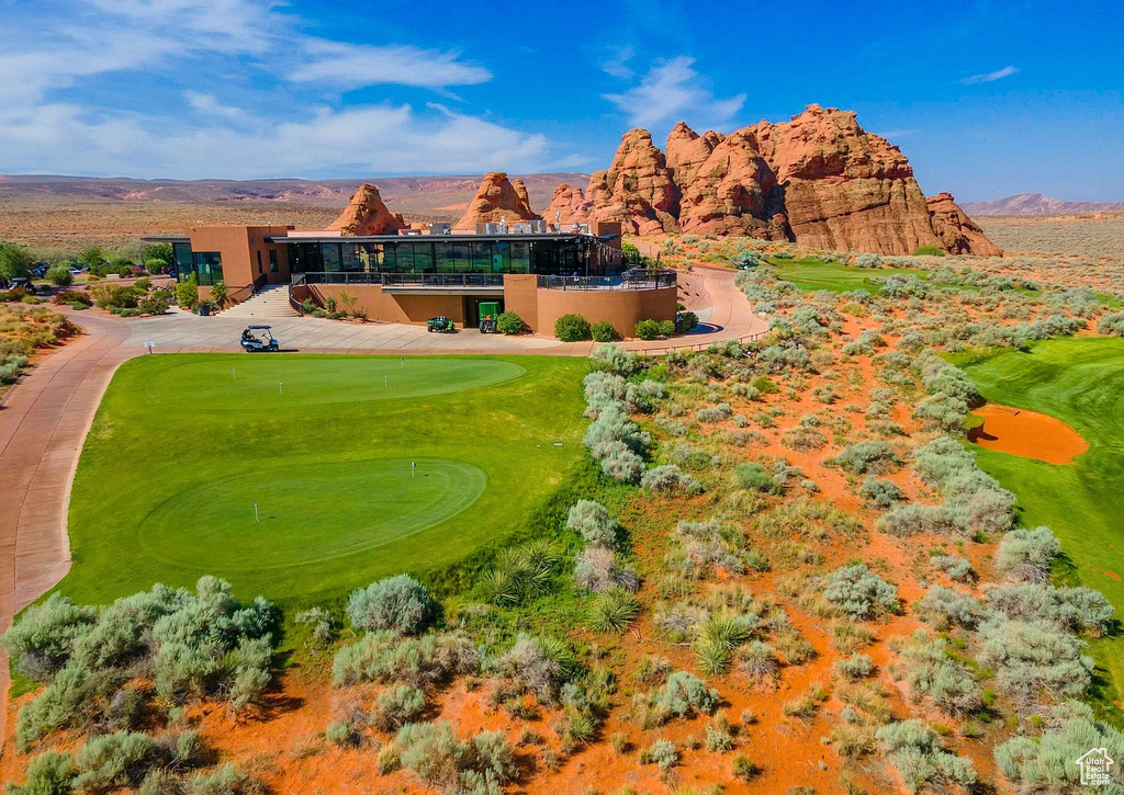 Bird\\\'s eye view with a mountain view and view of golf course